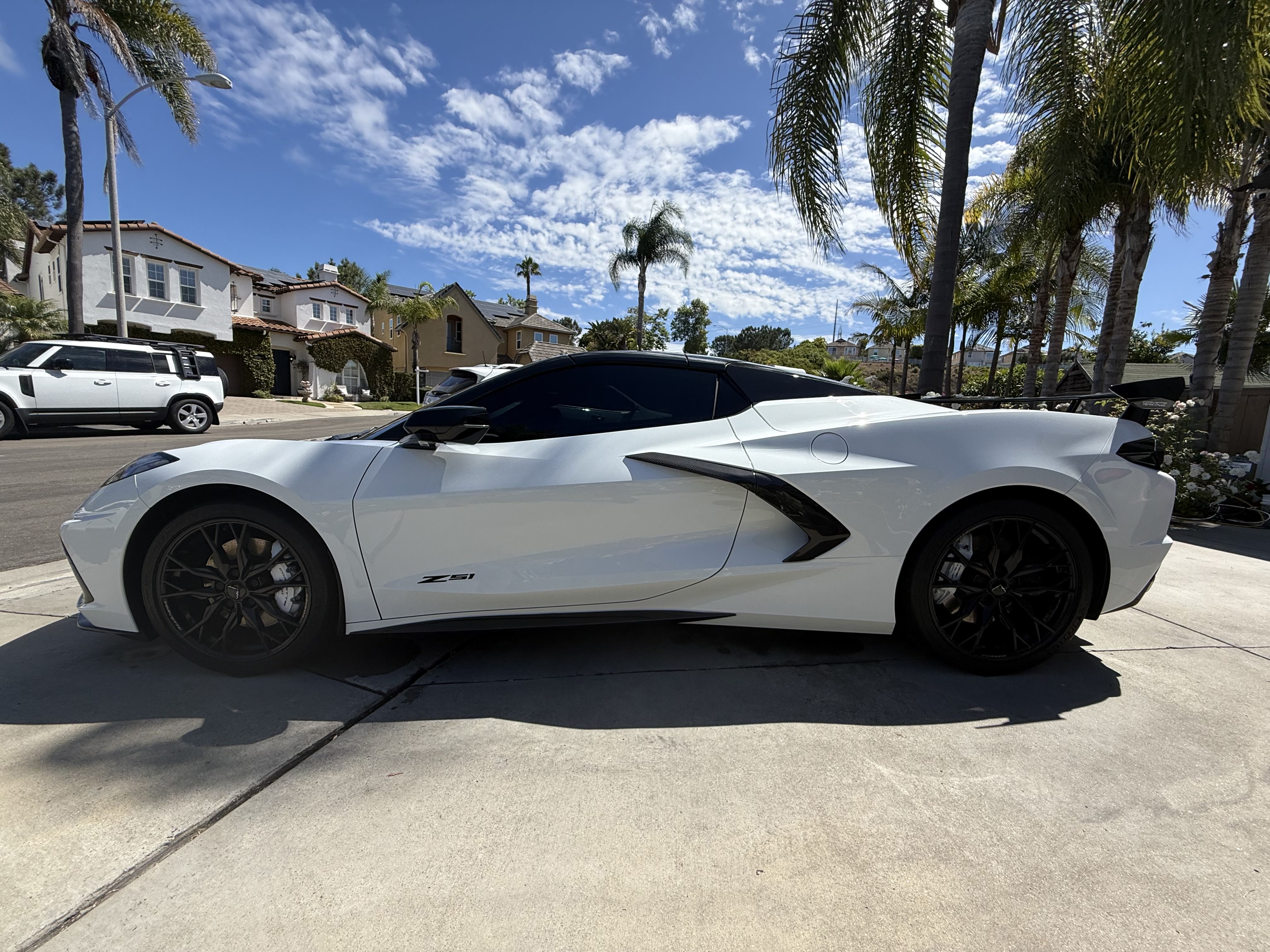 White Corvette Z51 after professional detailing by Fantastic 5 – showroom gloss on high-performance vehicle